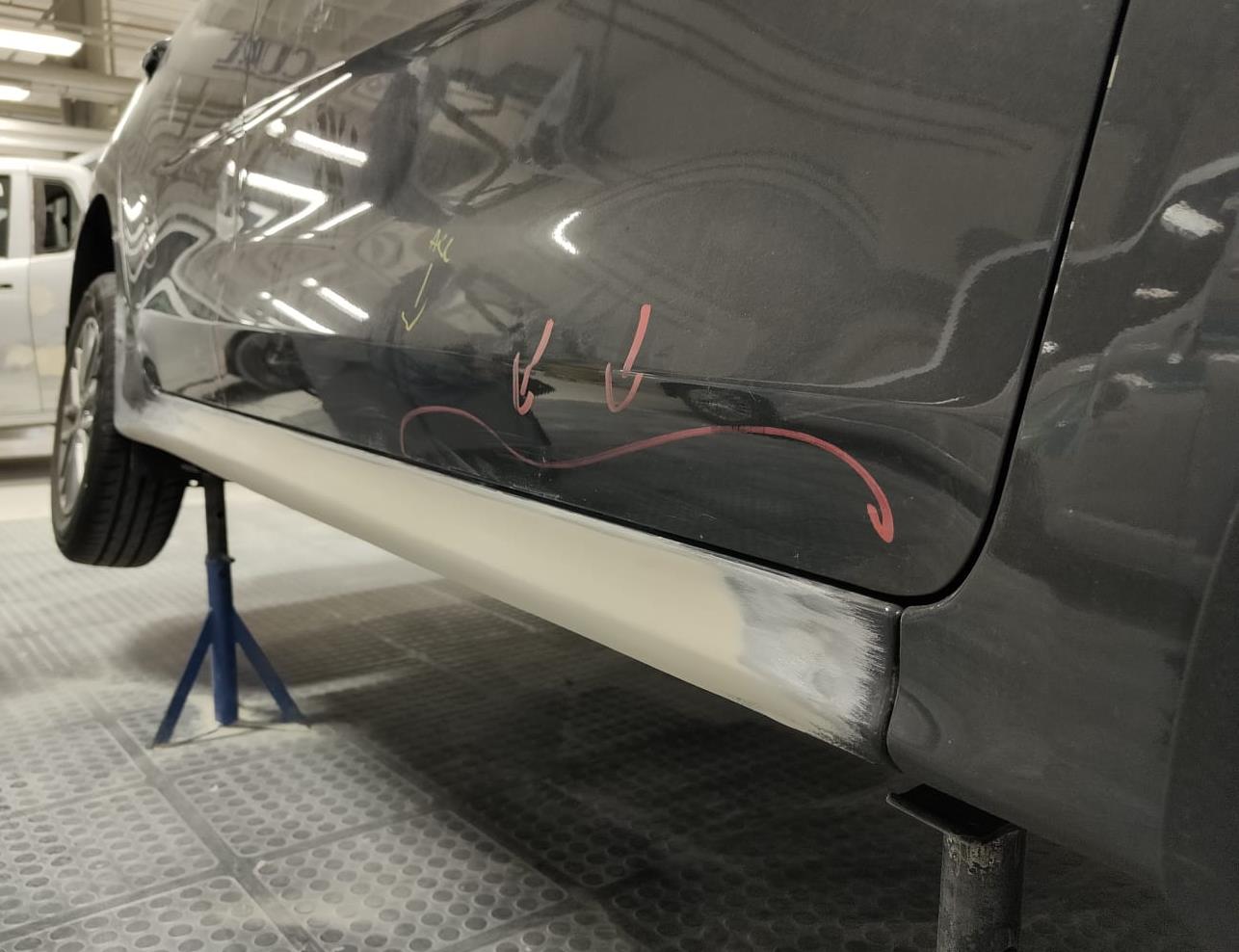 Nissan Navara LE (2017) after repair